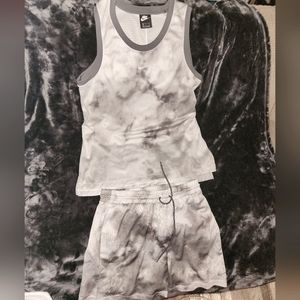 Nike Jersey & Short Women's Medium  OverSize Gray/White